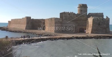 La fortezza di Le Castella riapre al pubblico: ingressi gratuiti e contingentati