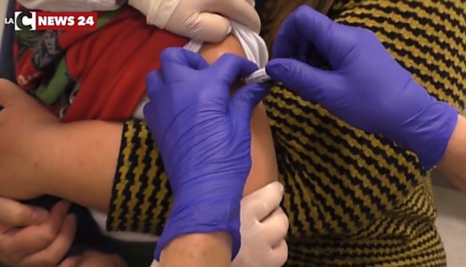 Influenza, a Cosenza ancora ferma la distribuzione dei vaccini ai medici di base