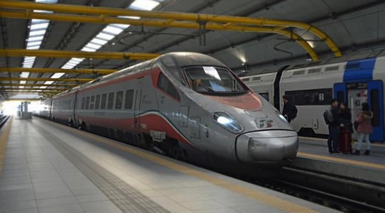 Trasporti CalabriaFrecciargento Sibari-Bolzano, Orsomarso: «Diventerà un collegamento stabile»