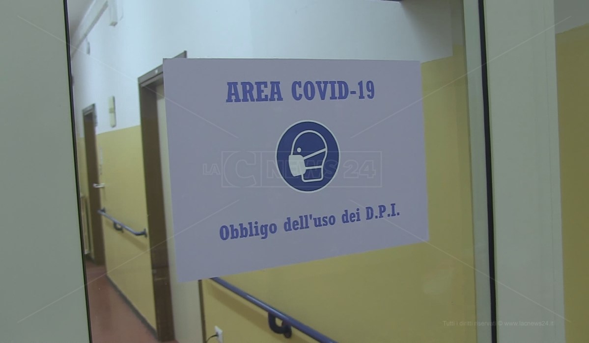 L’ingresso dell’area Covid dell’ospedale di Acri