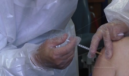 Covid, anche a Cirò Marina partono le vaccinazioni per gli over 80