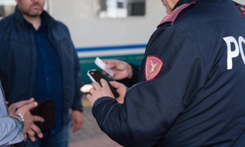 Polizia ferroviaria, controlli serrati nel periodo di Natale: un arresto e 5 sanzioni in Calabria