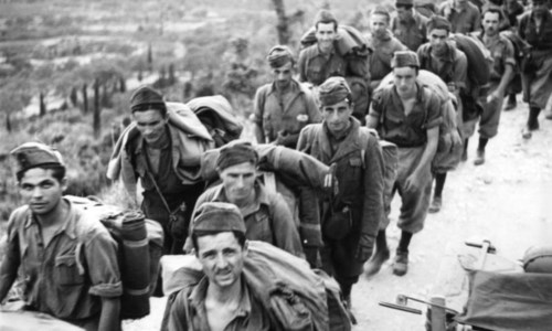 Soldati italiani durante la Seconda guerra mondiale (foto Wikipedia)