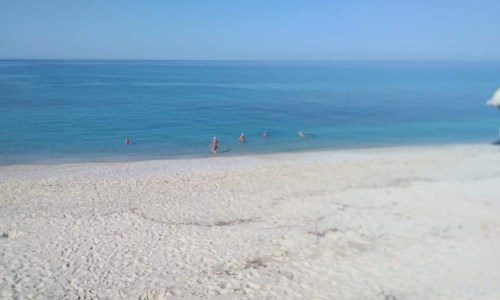 In Calabria assaggio di primavera: a Tropea tuffi, passeggiate e 24 gradi