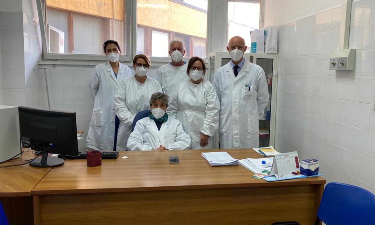 I medici dell’unità di emodialisi dell’ospedale di Castrovillari