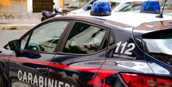 Spaccio e detenzione di armi in Puglia, coinvolte 7 persone: arresti anche a Siderno