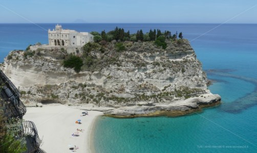 “Terra dei padri”, la Calabria da spot per gli emigrati salverà il turismo?