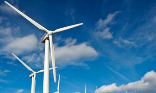 InnovazioneUn nuovo impianto eolico-solare al largo di Corigliano-Rossano: «Avrà un impatto ambientale minimo»