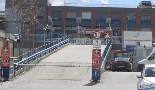 Sanità CalabriaCosenza, cercasi nuovo primario per il pronto soccorso mentre il reparto registra una nuova impennata di accessi