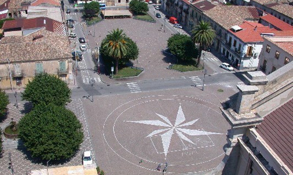 La piazza di Oppido Mamertina vista dall’alto