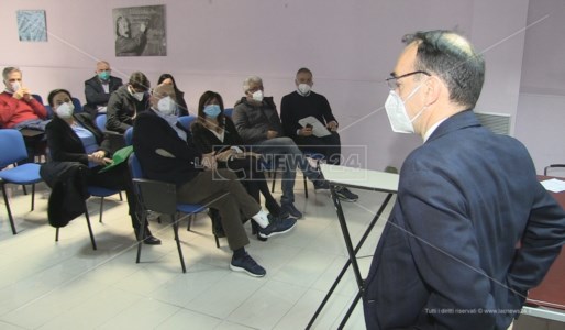 La riunione dell’Unità di crisi dell’Azienda Ospedaliera in corso a Cosenza