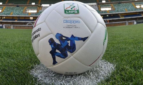Serie B, troppi contagi nel Pescara: stop al campionato per due settimane