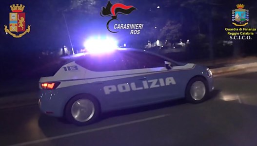 ‘Ndrangheta, 53 arresti nel Reggino per estorsione e spaccio: colpo alle cosche Pesce, Bellocco e Cacciola