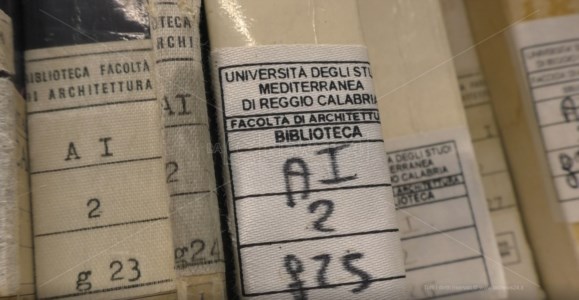 Reggio, viaggio nella biblioteca di Architettura tra le raccolte universitarie più antiche del Sud