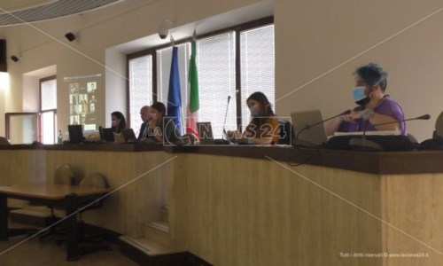 Omofobia, a Crotone Lega contro il convegno in Comune: «Si è già votato contro ddl Zan»