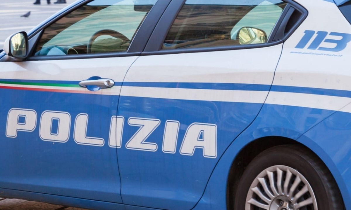 L’operazioneBlitz antidroga a Crotone, smantellata organizzazione criminale: 11 arresti e 2 obblighi di dimora