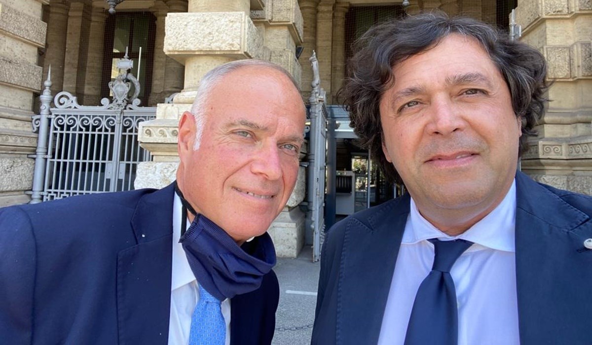 L’ex magistrato, Marco Petrini, e l’avvocato Francesco Calderaro 