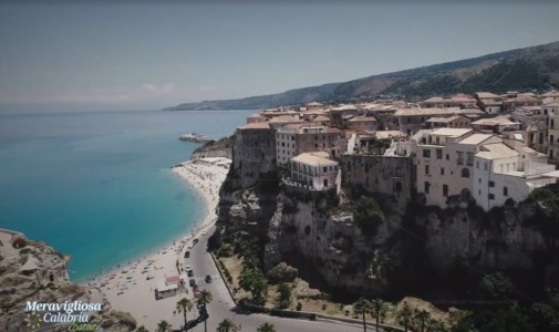 LaC TvCalabria Meravigliosa Estate fa tappa a Tropea: viaggio nei tesori della Perla del Tirreno