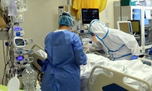 Quarta ondataCovid, all’ospedale di Reggio 7 morti in un giorno tra i quali una 33enne: 6 pazienti non vaccinati