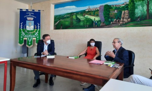 Elezioni CalabriaNardodipace, Boccia con Bruni nel comune più povero d’Italia: «Aree interne e di montagna una priorità»