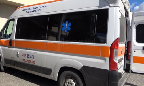 Il monitoEmergenza 118 in Calabria, il sindacato dei medici: «Rischiamo altri tragici episodi come quello di Reggio»