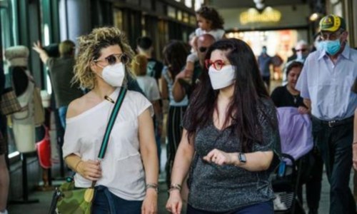 Il virus non mollaCovid, +59% di contagi in una settimana: Reggio Calabria la provincia italiana con il più forte aumento