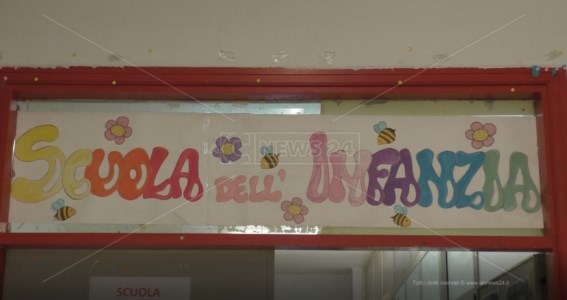 Rientro in classeReggio Calabria, le scuole pronte ad accogliere i piccoli alunni non vaccinabili: «Regole consolidate»