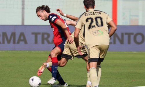 Calcio CalabriaSerie B, il Crotone rialza la testa: allo Scida capolista Pisa battuta 2-1