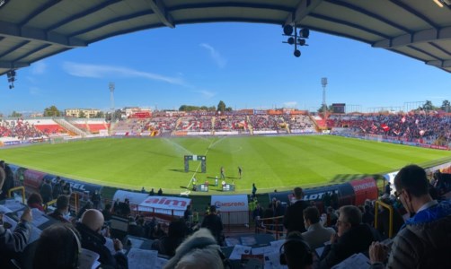 Calcio CalabriaSerie B, colpaccio della Reggina: a Vicenza decide Galabinov