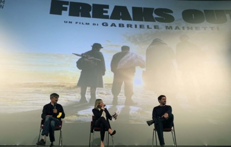 La pellicolaCosenza: Gabriele Mainetti presenta “Freaks out”, il suo film girato in Calabria