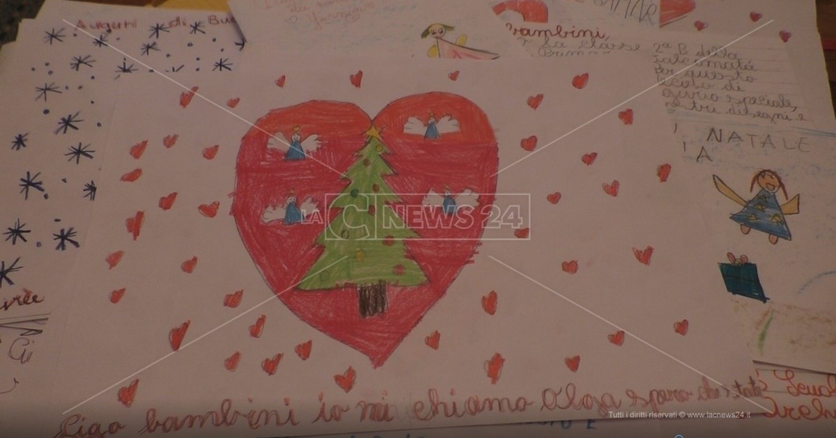 Biglietti di auguri scritti da bambine e bambini per pazienti del Gom di Reggio Calabria