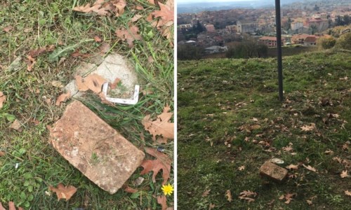 Dal ViboneseSant’Onofrio, vandali distruggono la targa dedicata alle vittime del Covid