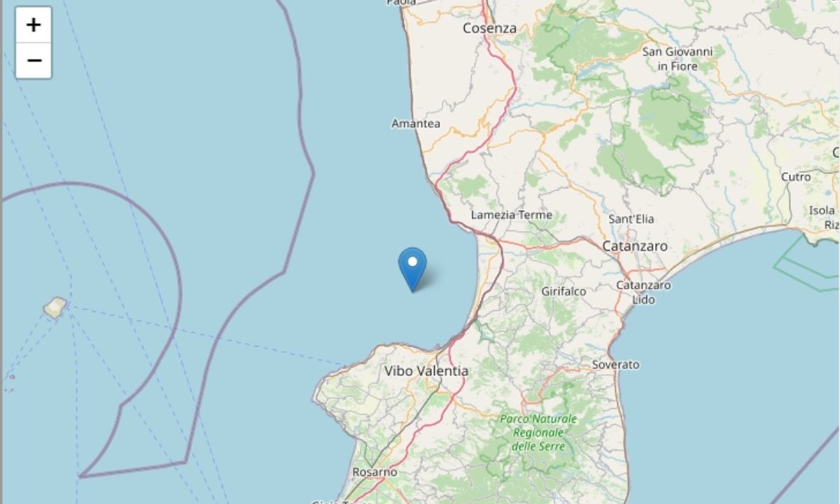 Forte sismaTerremoto in Calabria, epicentro in mare tra Lamezia e Vibo:  avvertito in tutta la regione - LIVE