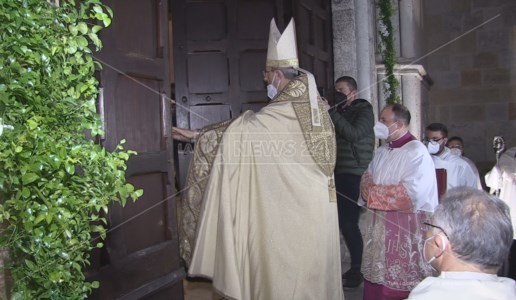 L’apertura della Porta Santa della Cattedrale di Cosenza
