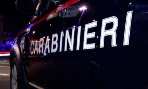 Dramma a SalernoUccide la nonna con una coltellata alla schiena: arrestata 16enne