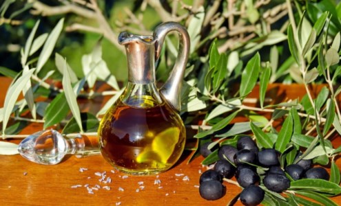 Olio d’oliva, immagine di repertorio da pixabay