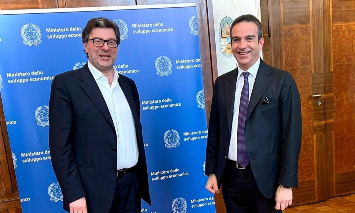 Da sinistra il ministro Giancarlo Giorgetti e il presidente della Regione Roberto Occhiuto