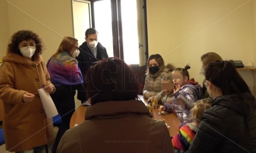 L’accoglienza in CalabriaIn fuga dalla guerra, a Lamezia 25 mamme con i loro bambini accolti dalla Caritas