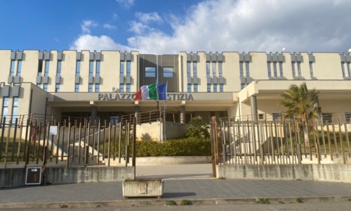 Tribunale di CastrovillariViolenza e droga a Schiavonea, un arresto: attesa per domani l’udienza di convalida