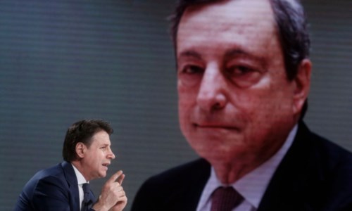 Cul de sacCon sprezzo del ridicolo Conte sfida Draghi che sale al Quirinale per scoprire il bluff