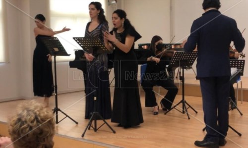 UcrainaLa fuga dalla guerra e la musica per la pace: a Vibo Marina il concerto delle soliste del teatro di Odessa