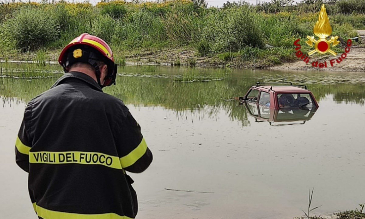 L’auto nel fiume, incidente nel Crotonese