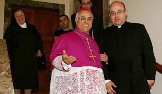 L’ex arcivescovo di Catanzaro, Vincenzo Bertolone, e il suo segretario Francesco Candia