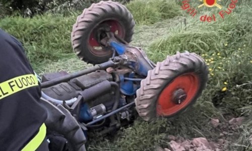 La tragedia nelle campagneGiovane morto in un incidente con il trattore a Corigliano-Rossano: effettuata l’autopsia