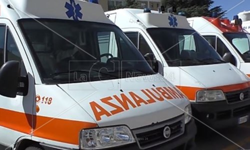 La denunciaMuore in attesa dell’ambulanza, il vicesindaco di Catanzaro: «Situazione del 118 insostenibile»