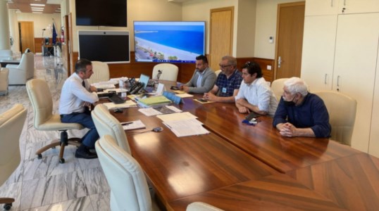 Vertice alla CittadellaTerme Luigiane, Occhiuto incontra i sindaci di Acquappesa e Guardia: «Disponibili a contribuire al rilancio»