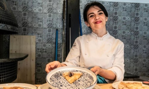 EccellenzeSabrina Bianco, la regina della pizza con la Calabria nel cuore: dai riconoscimenti agli impegni nel sociale