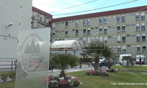 Allerta sindacaleFusione ospedali di Catanzaro: tutti i dubbi della Cisl su accorpamenti, debiti e procedure