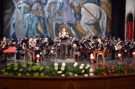 L’eventoAl teatro Politeama di Catanzaro la Fanfara dei carabinieri di Napoli per la Festa della Repubblica