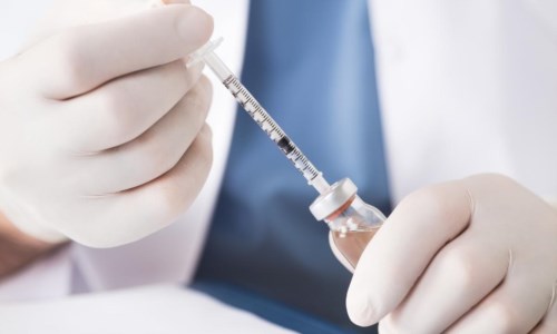 CovidL’immunologo Forni: «I richiami dei vaccini utili a contrastare le mutazioni del virus»